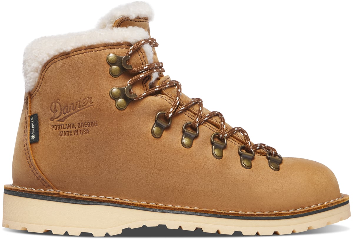 Mountain Pass Shearling Sierra
